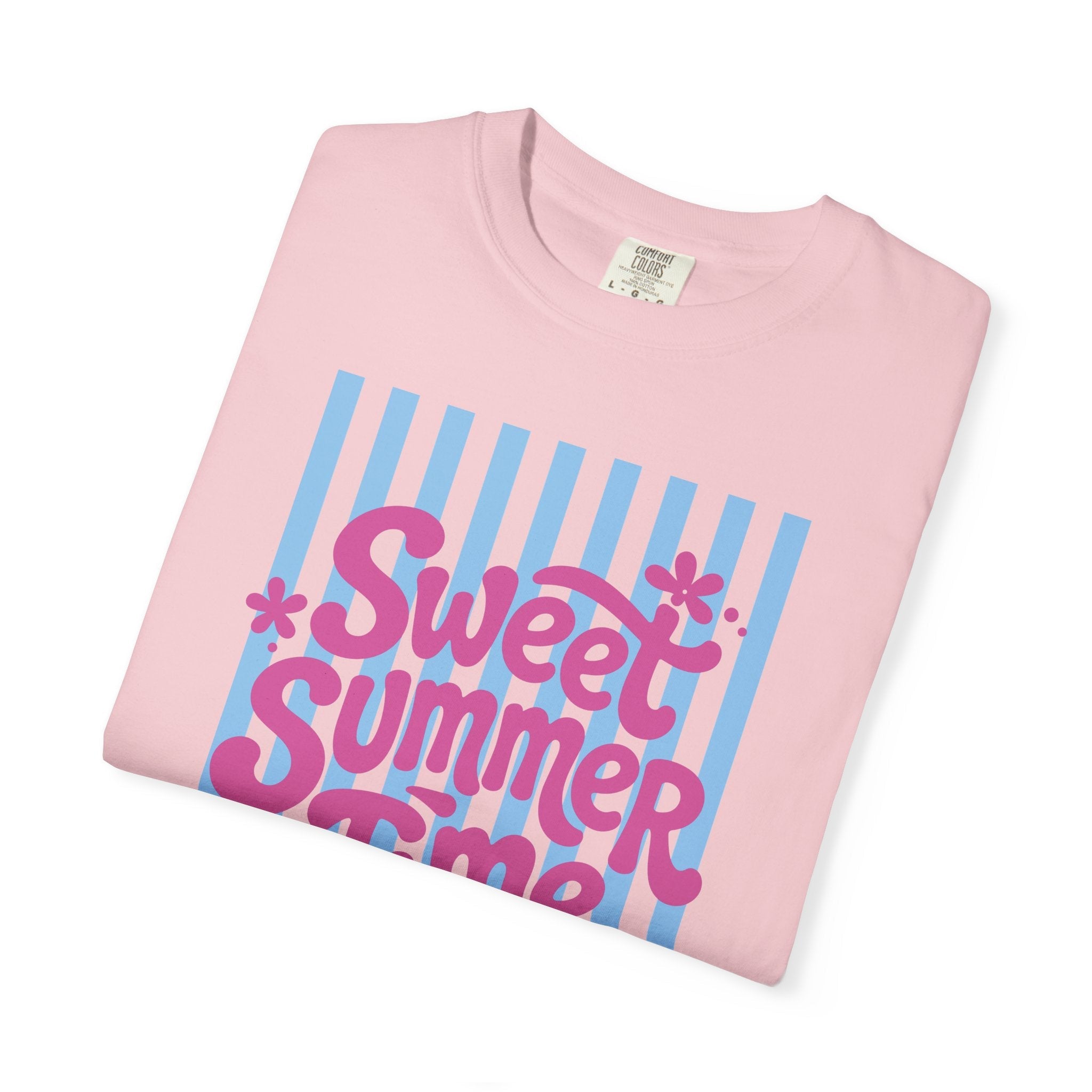 A Little Salty A Little Sweet | Retro Beachy Graphic Tee S–4XL
