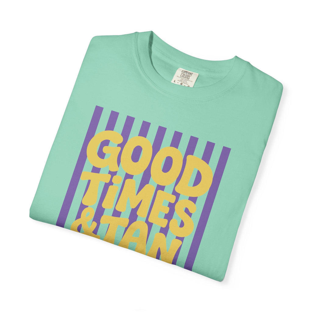 A Little Salty A Little Sweet | Retro Beachy Graphic Tee S–4XL