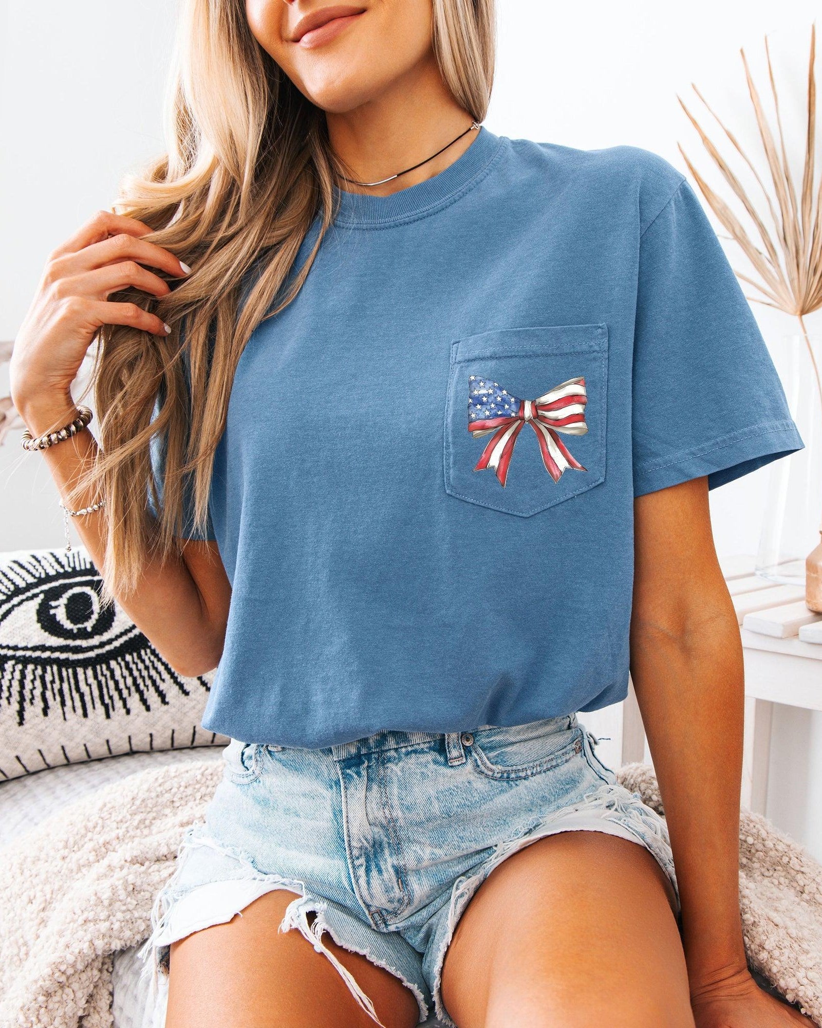American Flag USA Ribbon Comfort Colors Pocket T-Shirt – Independence Day & Memorial Day Patriotic Tee
